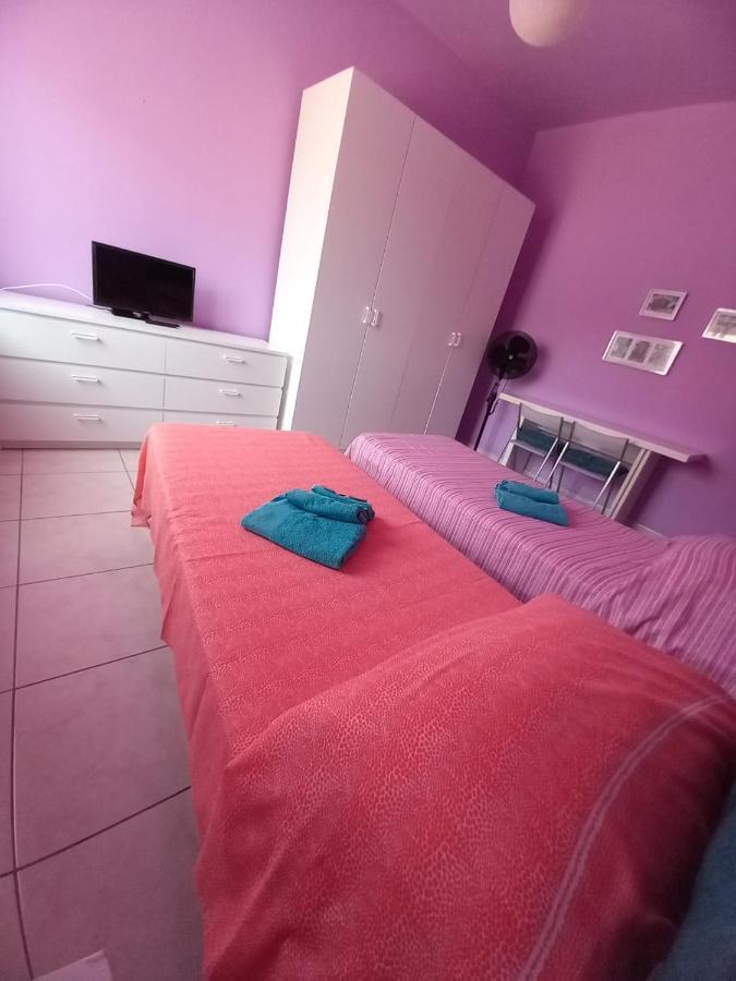 Affittacamere Appartamento colorato Ferrara Esterno foto